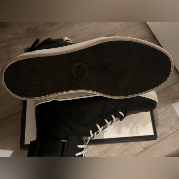 GUCCI AUTHENTIC - Picture 3 of 6